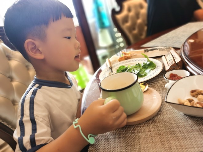 欧央行执委Cipollone：当前经济面临“复杂信号” 降息决策需更明确指引