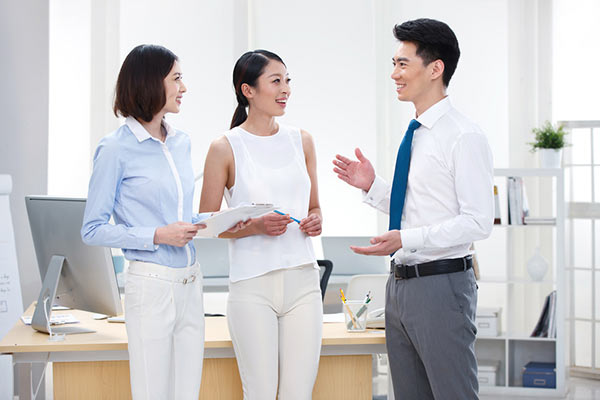 信贷市场的乐观情绪遭到质疑？瑞银警告美国高收益债风险溢价接近历史低位