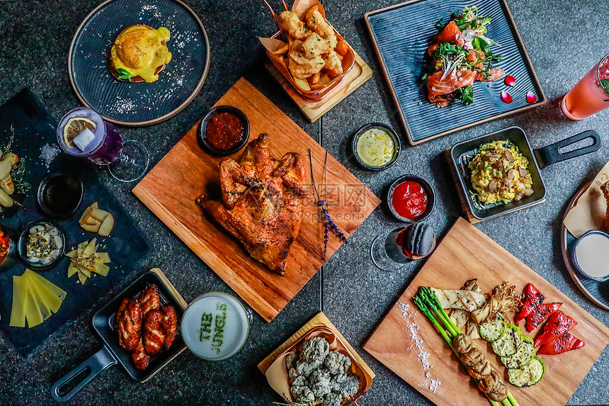 兼职打工，实践学习，当志愿者…梅州大学生积极开展暑期实践