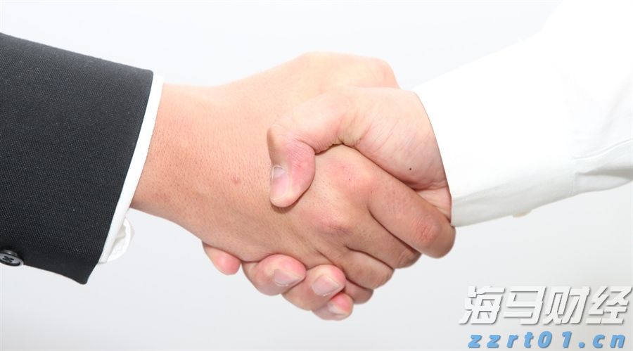 中汽协：7月乘用车产销分别完成229.3万辆和228.7万辆 环比下降6%和9.8%